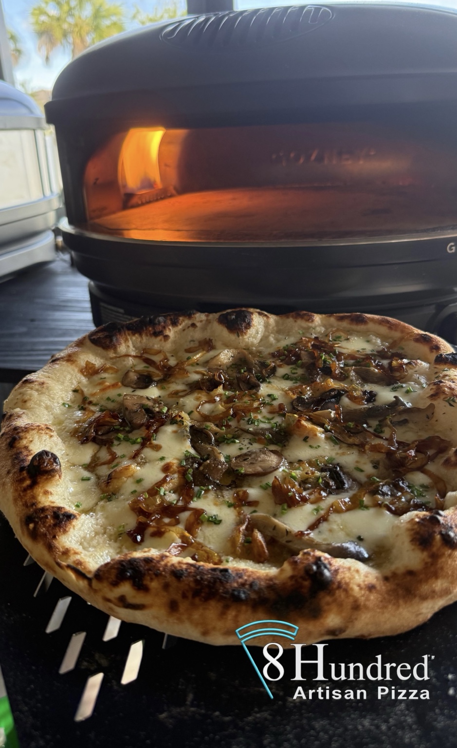 8Hundred artisan pizza in front of the oven